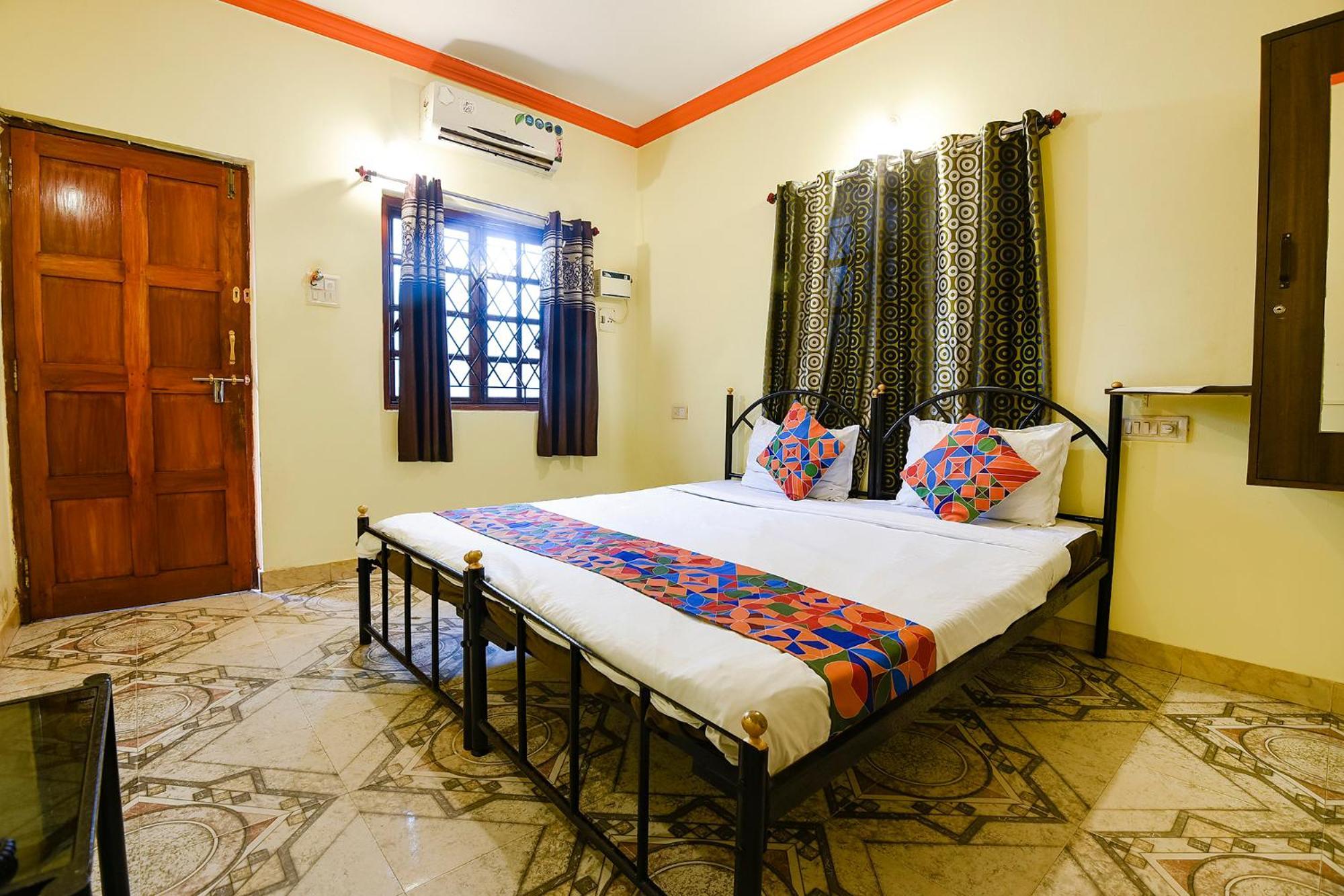 Fabhotel Joaquim Beachside Resort - Nr Tito'S Lane, Baga Beach ภายนอก รูปภาพ